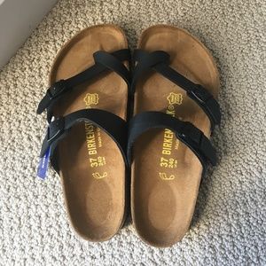 BRAND NEW! Birkenstock Mayari Birko Flor Size 7